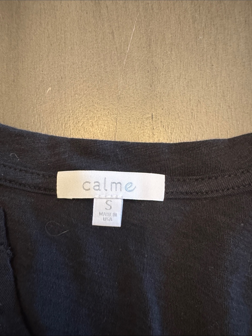 Women’s Black V-Neck Button-Trim Long Sleeve Tee - Picture 2 of 3